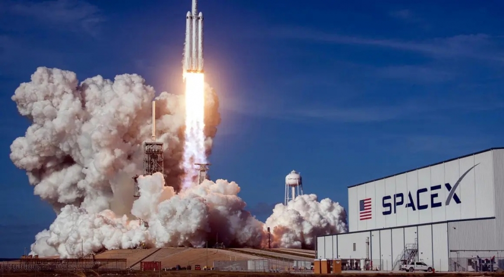 SpaceX daha 53 Starlink peykini kosmosa göndərib