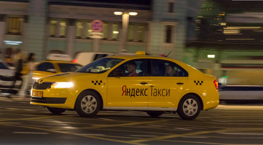 “Yandex.Taxi” xidməti sındırılıb və onlarla taksi eyni yerə çağırılıb