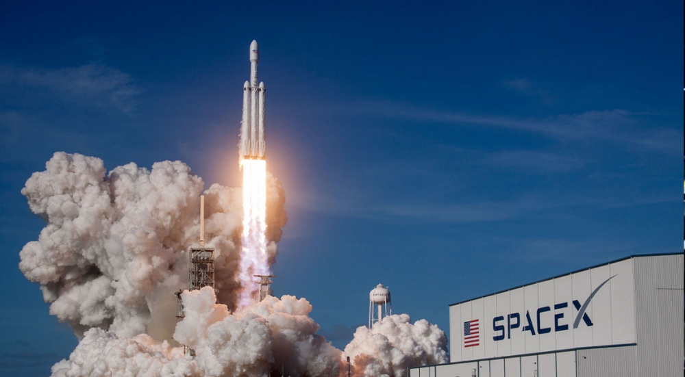 SpaceX raketi meşə yanğınına səbəb olub