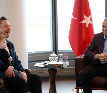 R.T. Erdogan met with E. Musk: he presented him with a book