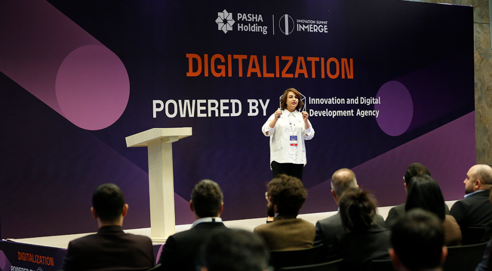 İRİA “Digital Azerbaijan” brendini təqdim edib
