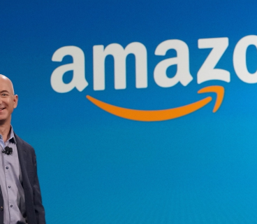 Bezos “Amazon”un $2 milyard dəyərində səhmlərini satıb