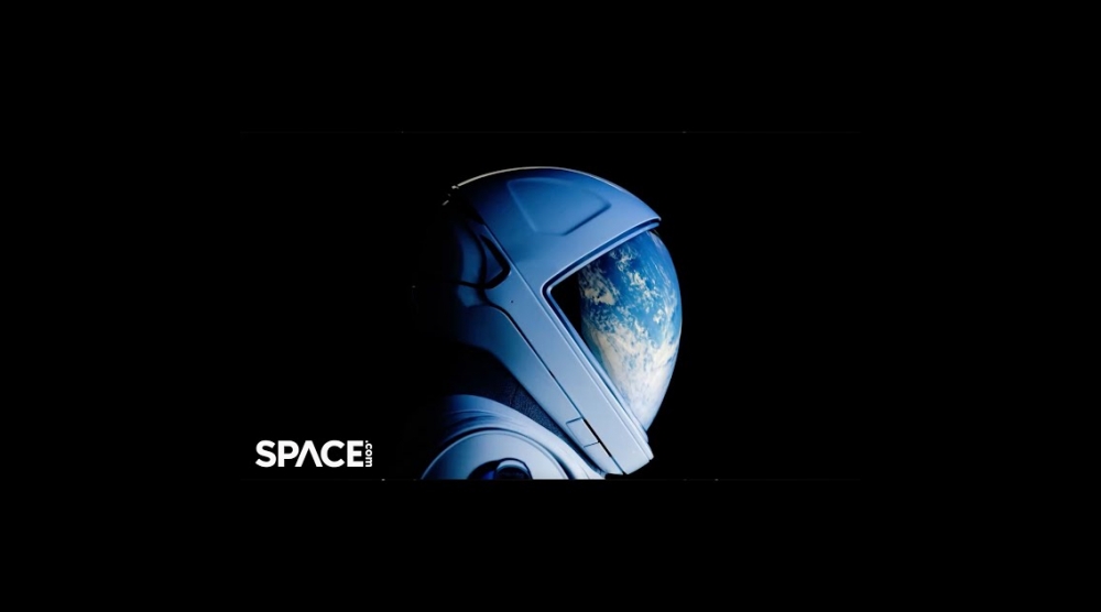 SpaceX introduced a spacesuit for the exploration of the Moon and Mars