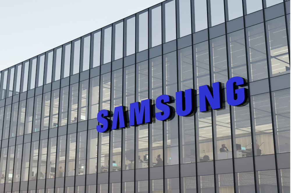 Cənubi Koreya prokurorları "Samsung" şirkətinin rəhbəri Cey Li`yə 5 il həbs cəzası istəyib