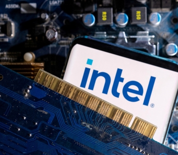 "Intel" has granted 2.2 billion dollars for chip manufacturing