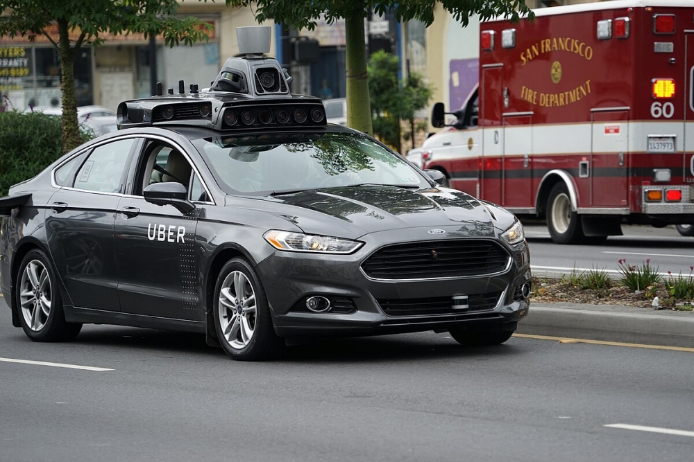 Uber DoorDash şirkətini rəqabəti məhdudlaşdırmaqda ittiham edərək məhkəməyə verib