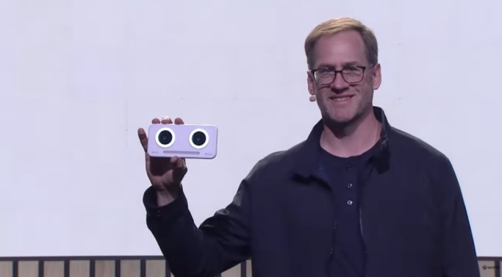 Sam Altman has unveiled a new mobile verification device