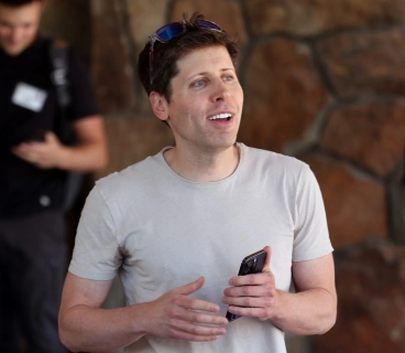 Sam Altman: Meta attempted to poach OpenAI staff with multi-million dollar offers