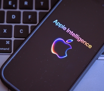 Apple "Siri"nin yenilənmiş versiyası üçün OpenAI və Anthropic ilə əməkdaşlıq edir