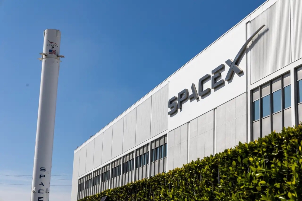 SpaceX seeks $400 billion valuation in new funding round