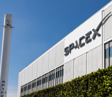SpaceX 400 milyard dollarlıq yeni investisiya axtarışındadır