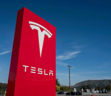 İlon Mask Hindistan bazarına güclü giriş etdi — Tesla Model Y satışa çıxarıldı