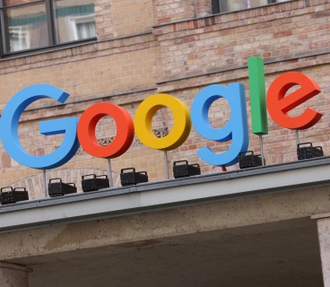 Google introduces virtual try-on feature powered by new artificial intelligence technology