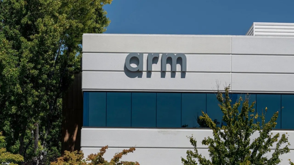 ARM Transfers Amazon’s AI Chip Specialist to its team