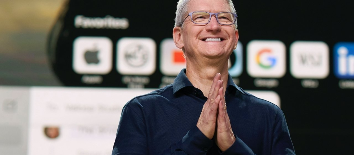 Apple-ın illik gəliri 416,2 milyard dolları ötüb