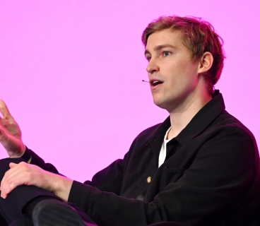 ElevenLabs rəhbəri: “Süni intellekt səs modelləri gələcəkdə adi məhsula çevriləcək”