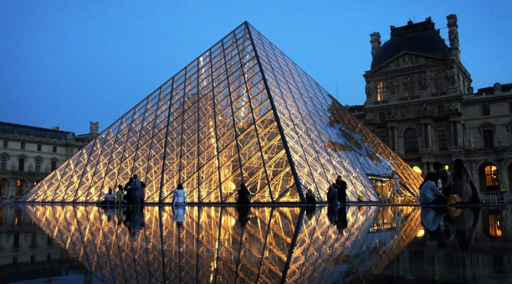 The security password for the Louvre Museum is "Louvre"
