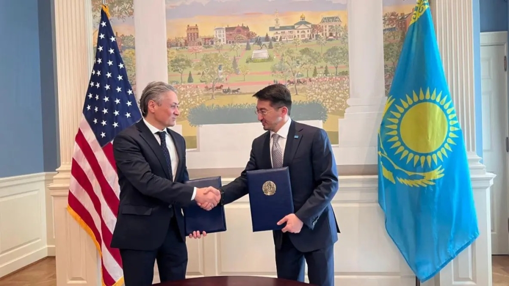 Starlink və Beeline Qazaxıstanda peyk mobil rabitəsi xidmətini başlayır