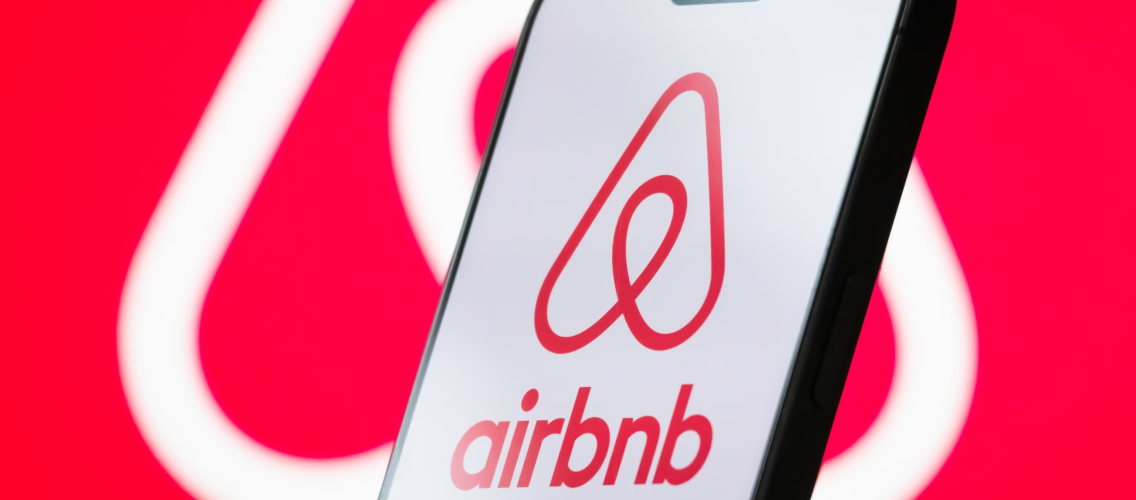 Airbnb launches food delivery service
