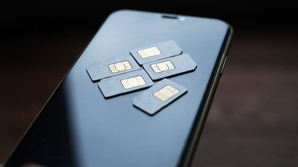 Rusiya SİM kart idxalını dayandırır: Operatorlar yerli məhsula keçəcək