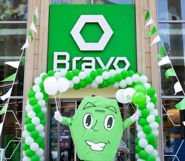 Bravo introduced its online sales platform and a renewed store network in 2025