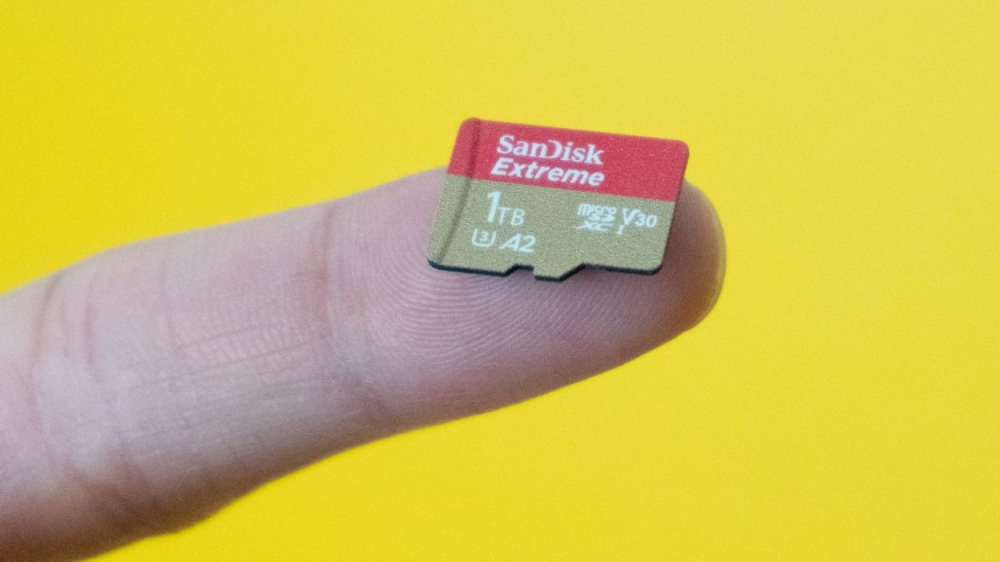 SanDisk Səhmləri 2025-ci ildə süni intellektə əsaslanan tələb fonunda 559% bahalaşıb