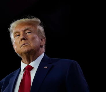 Tramp “Venesuelanın icraçı prezidenti” adlandıraraq "Wikipedia"nı saxtalaşdırdı