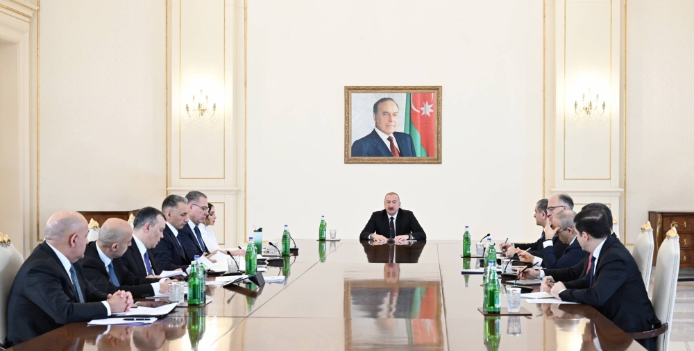 İlham Əliyev nazirliklərdə rəqəmsallaşma üzrə müavin təyin olunmasını tapşırdı