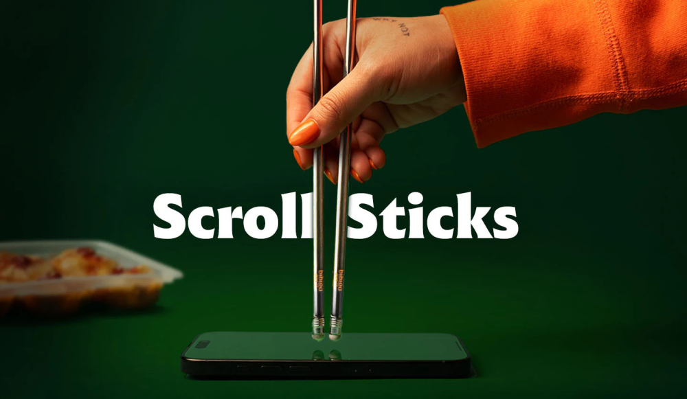 Video izləməyi asanlaşdıran sensorlu yemək çubuqları təqdim edilib