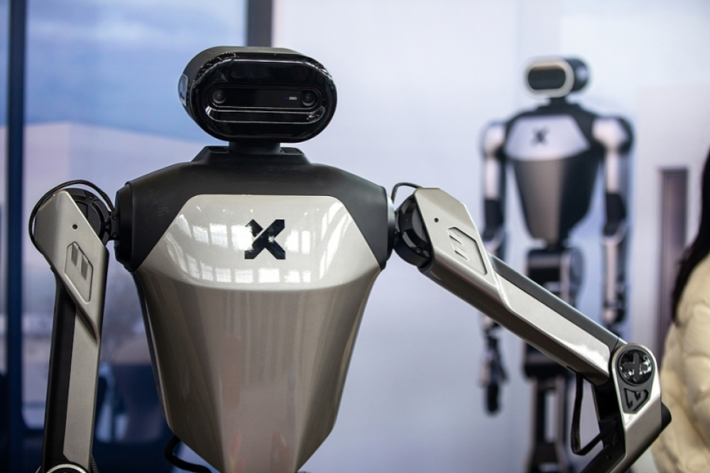 Chinese AI startup Galaxea raises nearly $290 million in investment