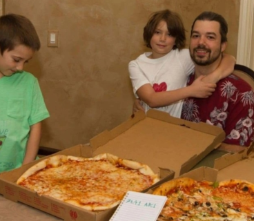 Bitcoin Pizza Day: The Story of the Pizza Bought with 10,000 BTC