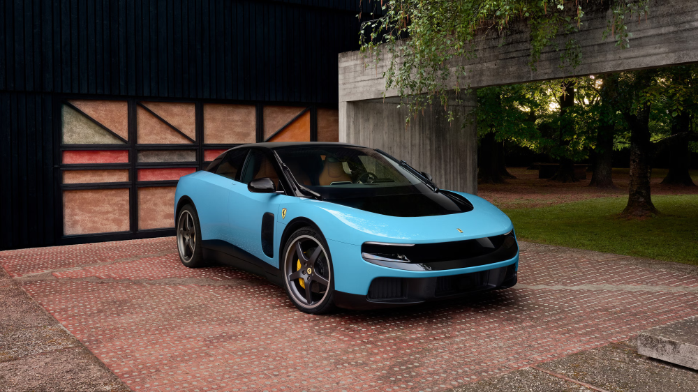 Ferrari ilk tam elektrikli avtomobili “Luce”ni təqdim etdi