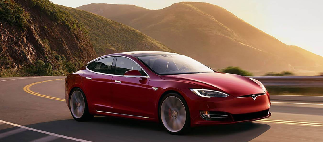 Tesla 10 milyonuncu elektromobilini istehsal etdi