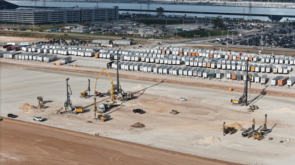 Tesla and SpaceX are building a $55 billion center for the chips of the future