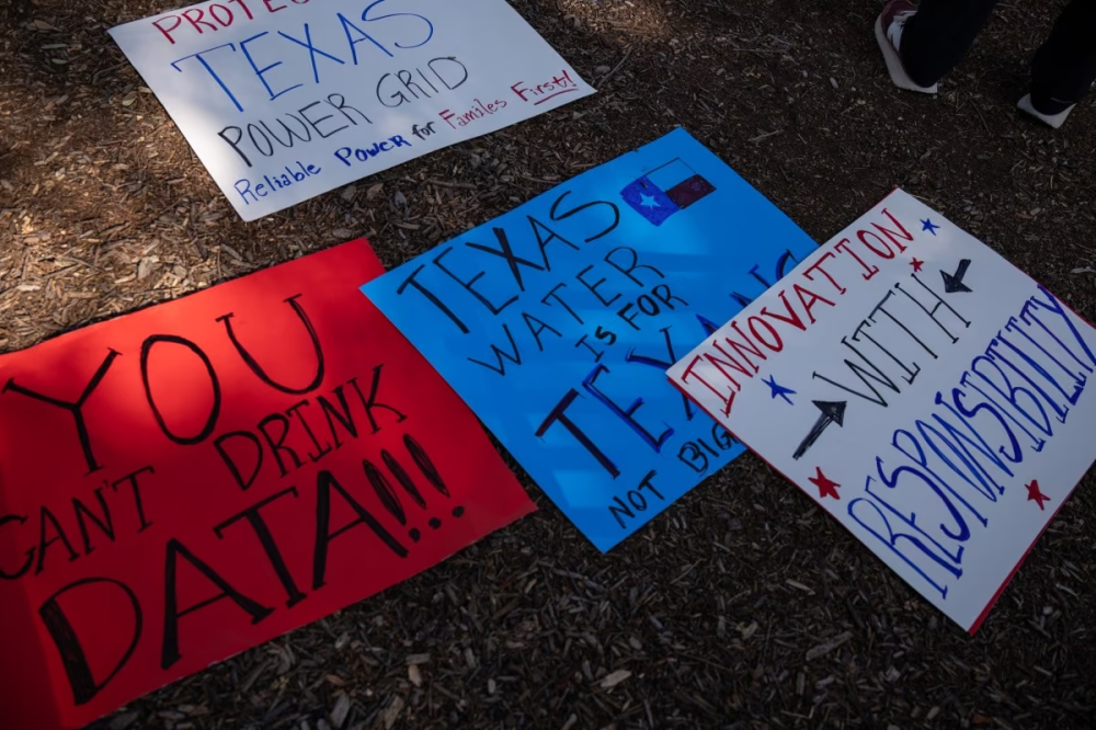 Texasda 1800-dən çox məlumat mərkəzi layihəsinin tikintisi yoxlanış üçün dayandırılıb