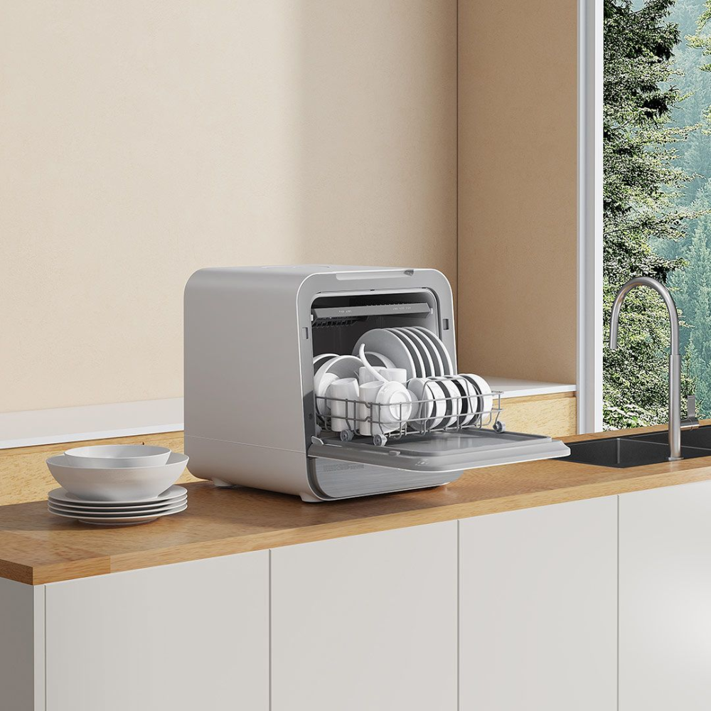 Xiaomi Unveils AI-Powered Countertop Dishwasher